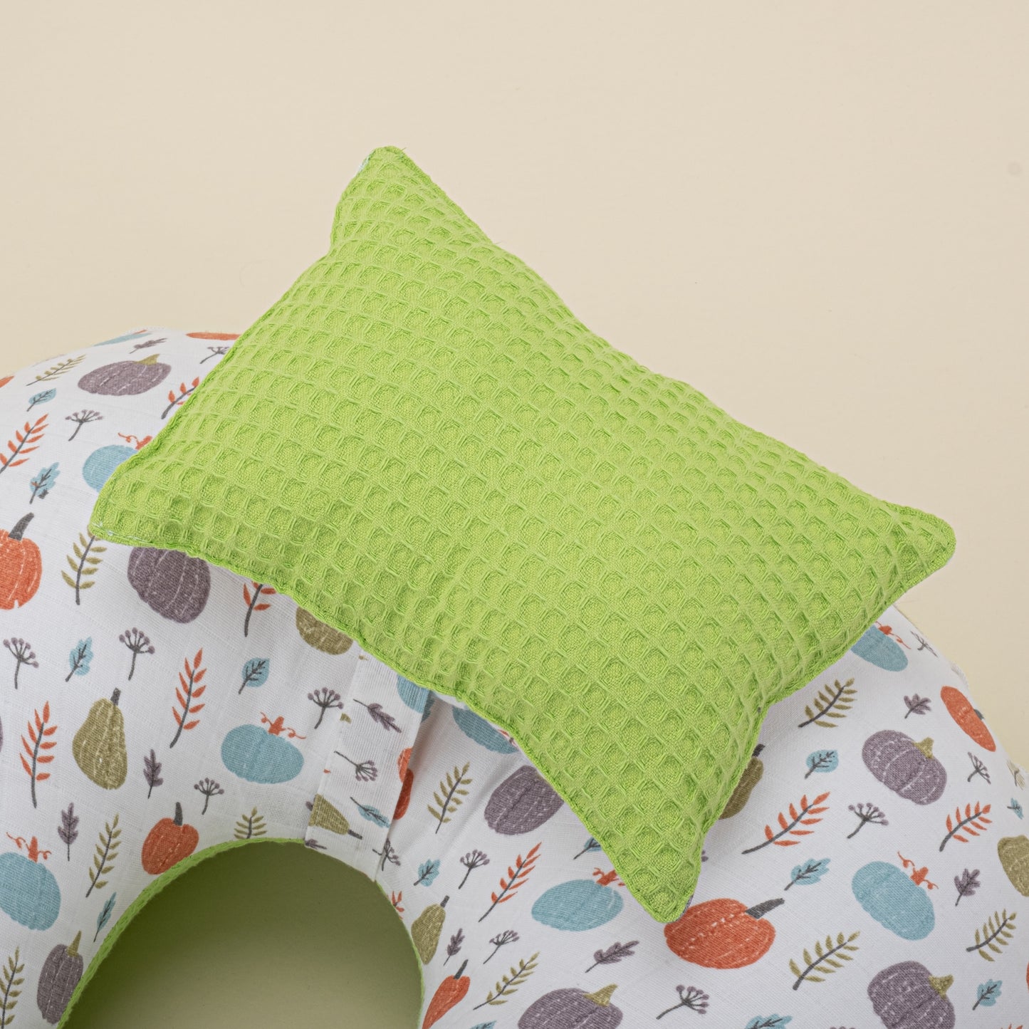 Breastfeeding Pillow - Pistachio Green Honeycomb - Green Pumpkin